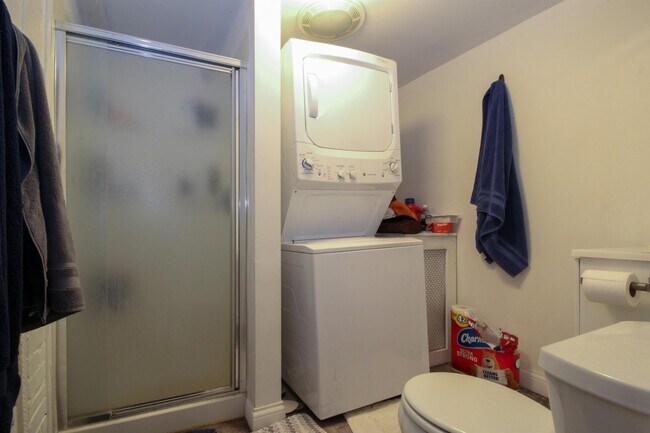 Building Photo - 3200 Aldrich Ave S