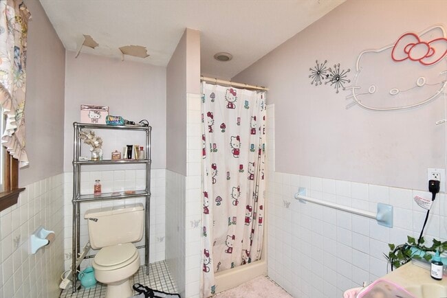 Building Photo - 67 Basil Rd