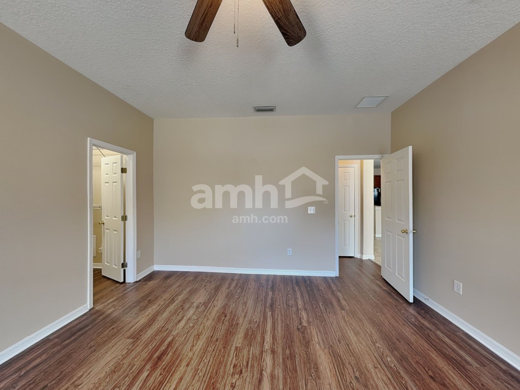 Building Photo - 7529 Dragon Fly Loop