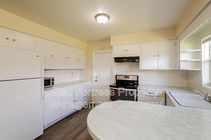 Building Photo - 4555 Jersey Rd