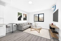Building Photo - 2043 Webster Ave