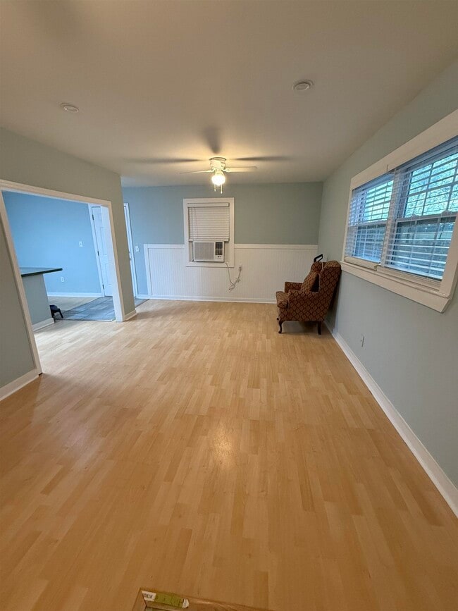 Building Photo - 765 Crawfordville Hwy