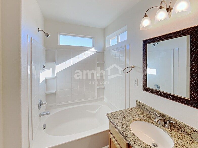 Building Photo - 9656 Nucla St