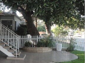 Building Photo - Lake St, 1219