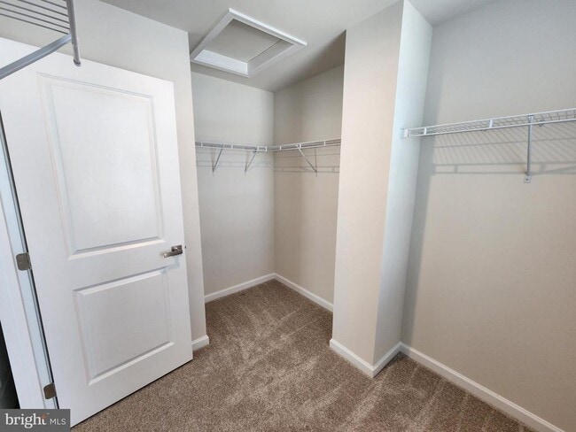 Building Photo - 619 Laurelwood Cir