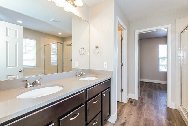 Building Photo - 7330 S Old Hammer Way