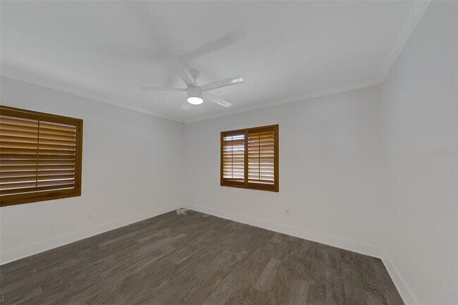 Building Photo - 315 82nd Ave