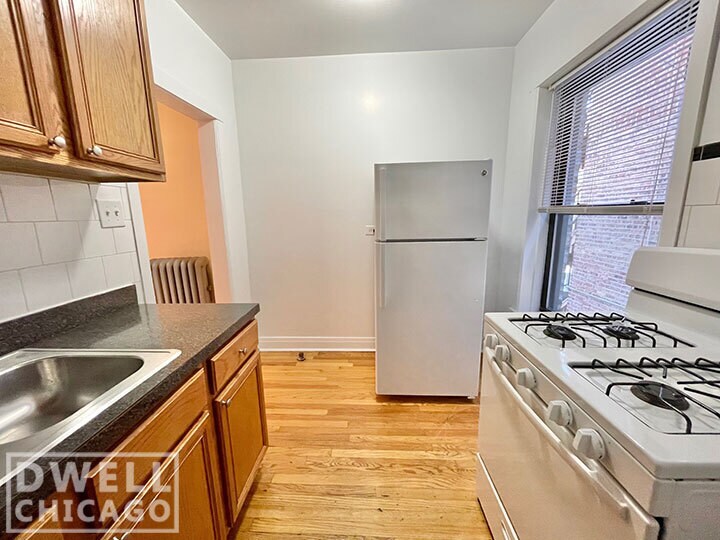 Building Photo - 2653 N Spaulding Ave
