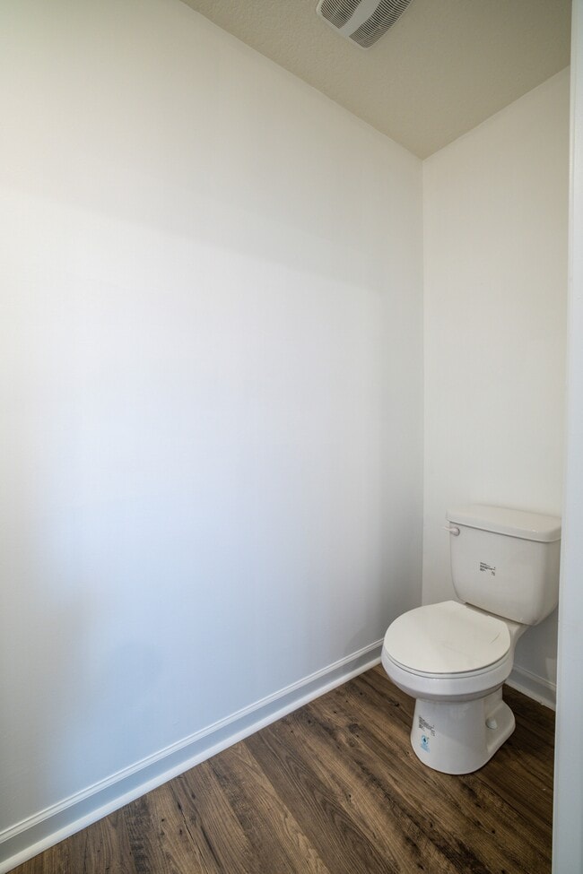 Building Photo - 228 Belle Ct