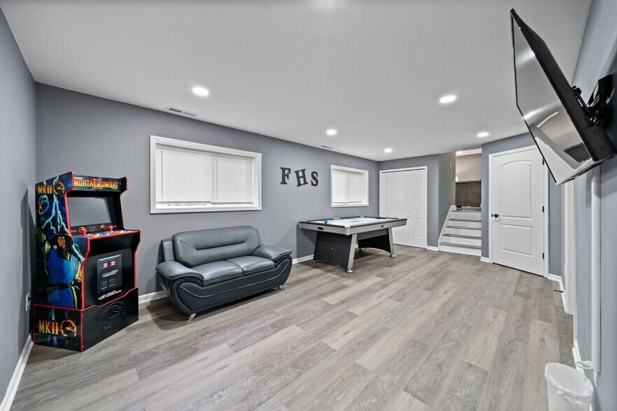 Building Photo - 3755 W 75th Ct