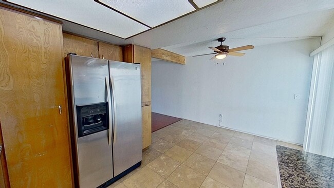 Building Photo - 4670 Ranchview Cir