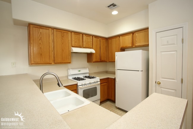 Building Photo - Charming 3Bdm 2.5Ba Two-Story Home in the ...