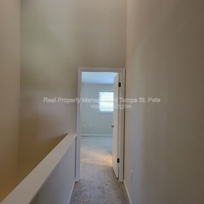 Building Photo - 12310 Capri Cir N