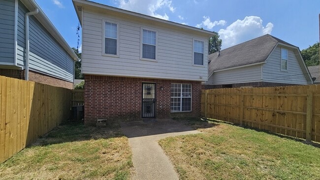 Building Photo - 7170 Charlton Way