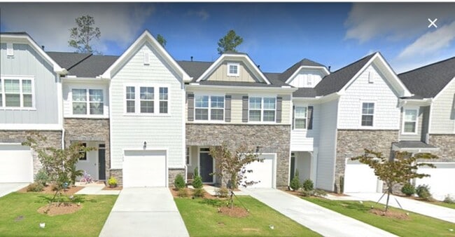 Primary Photo - 723 Crimson Sage Ln