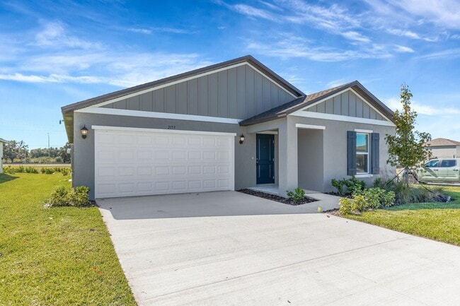 Building Photo - 2155 Lone Oak Ln