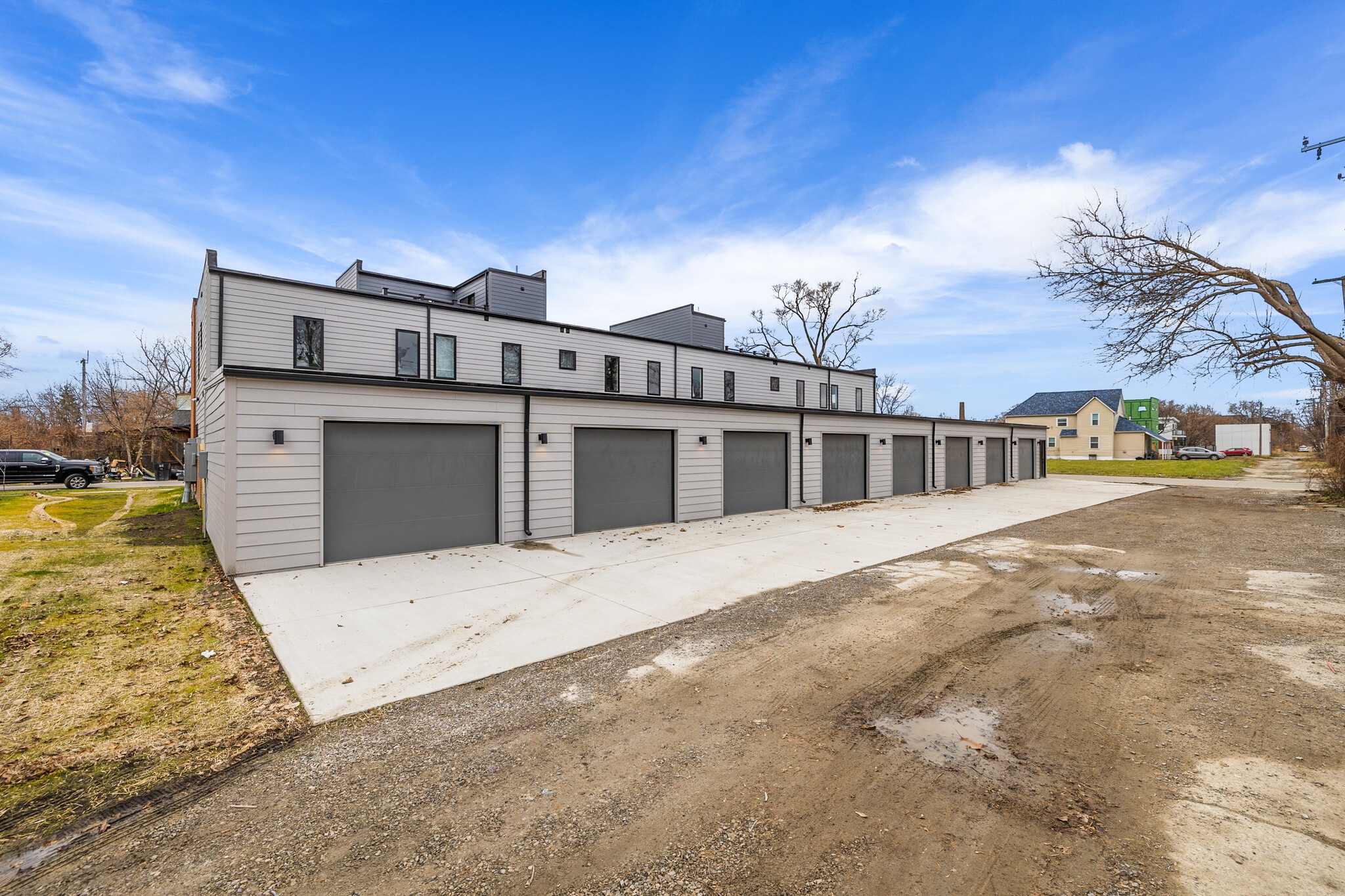 Building Photo - 2732 Harrison St