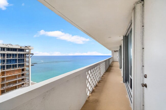 Building Photo - 1200 S Ocean Blvd
