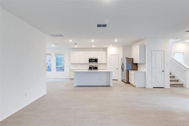 Building Photo - 18010 Cedar Waxwing Wy