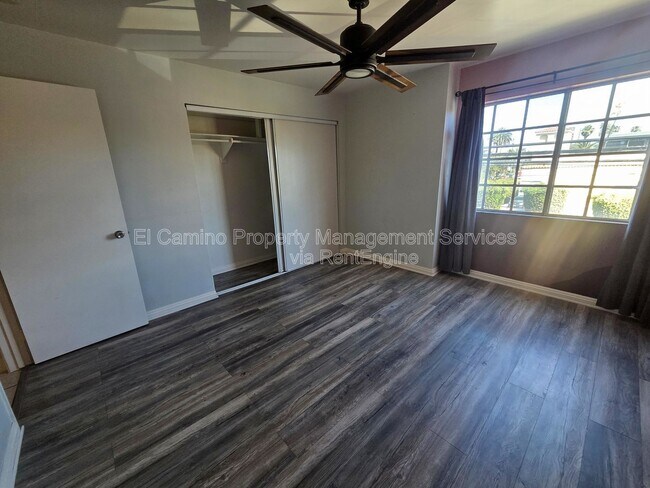 Building Photo - 628 Daisy Ave