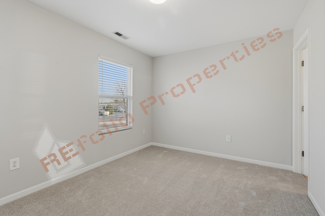 Building Photo - 2907 Berkeley Springs Pl