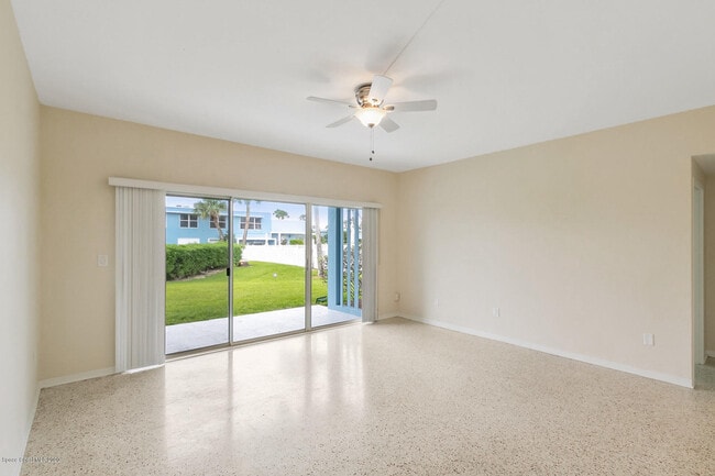 Building Photo - 55 Sea Park Blvd