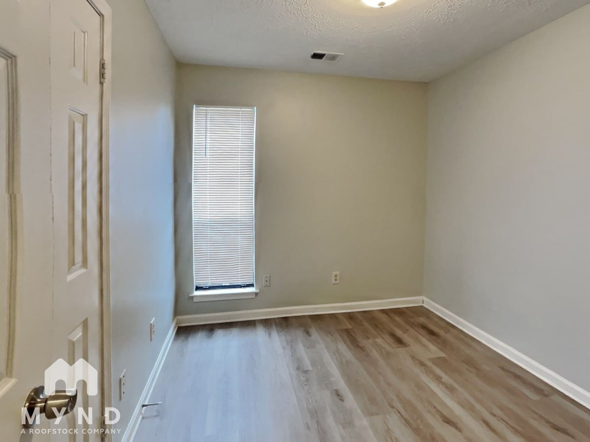 Building Photo - 4629 Sunnyslope Dr