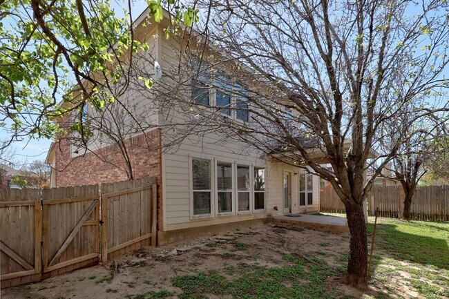 Building Photo - 2049 Rachel Ln