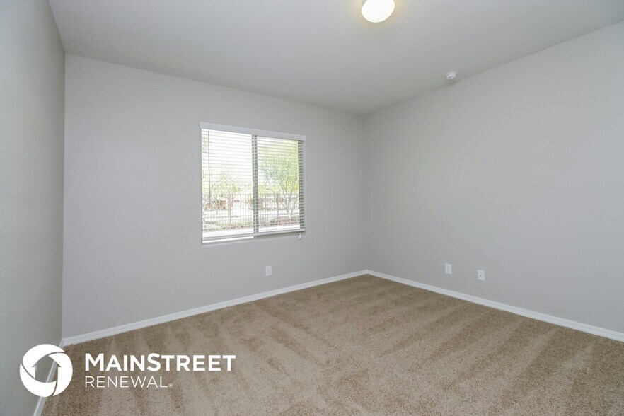 Building Photo - 19388 N Pietra Dr