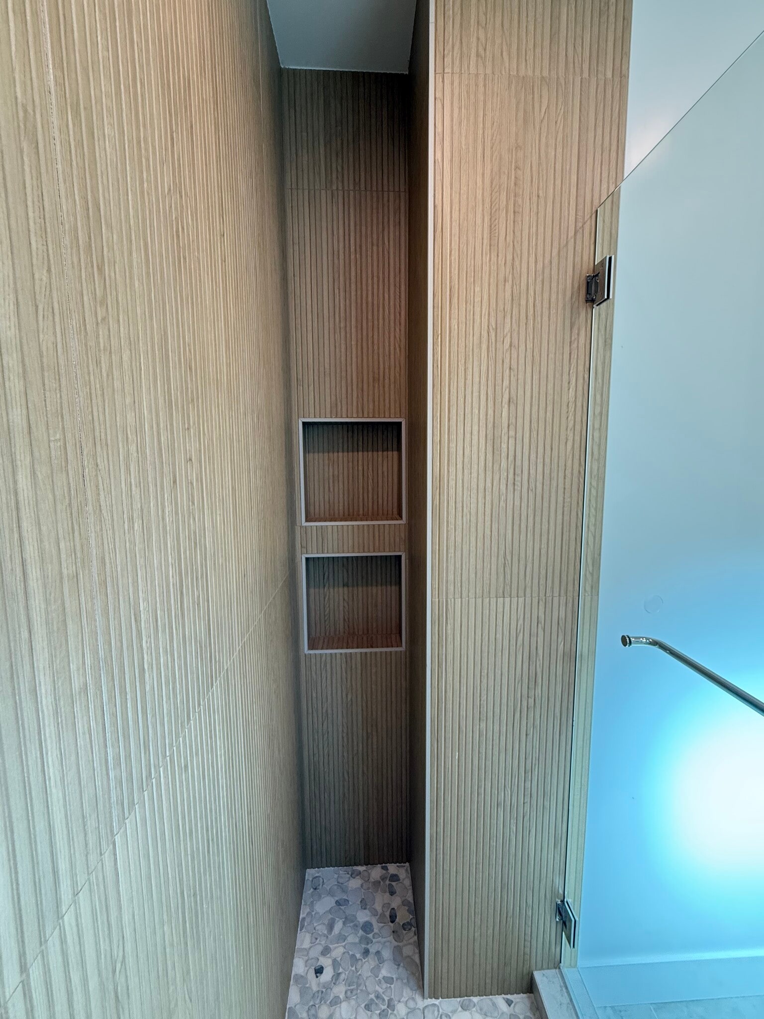 Building Photo - 6641 Glade Ave