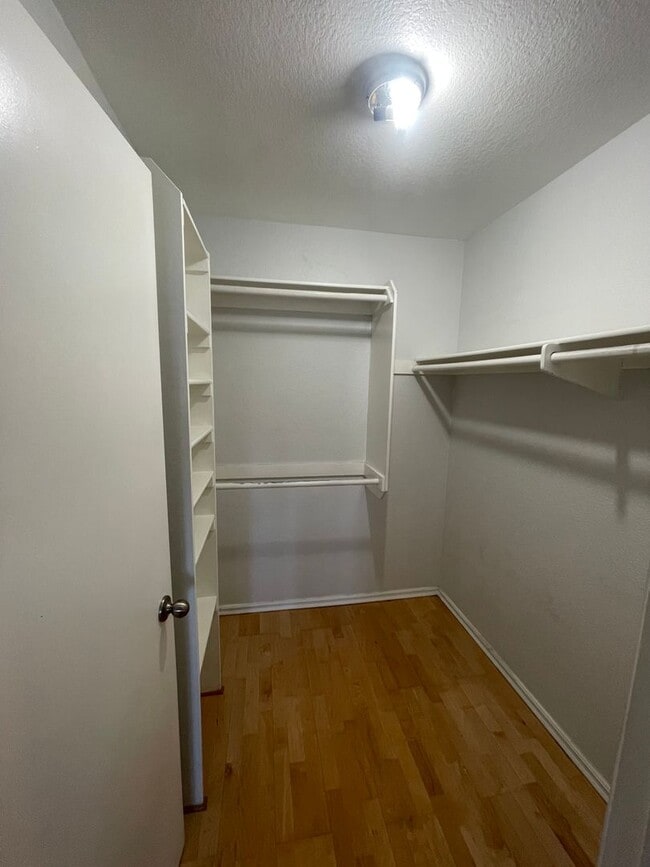 Building Photo - 2 Bed / 2.5 Bath Condo in La Mesa