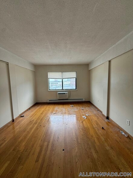 Building Photo - 1110 Commonwealth Ave