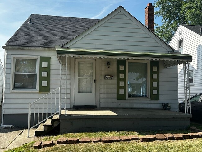Primary Photo - 3 Bedroom home in Centerline
