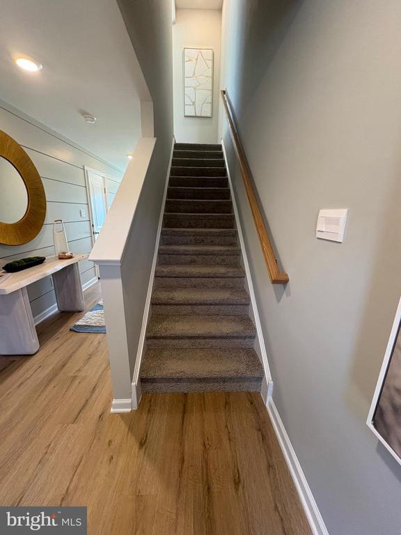 Building Photo - 13 Bay Breeze Dr