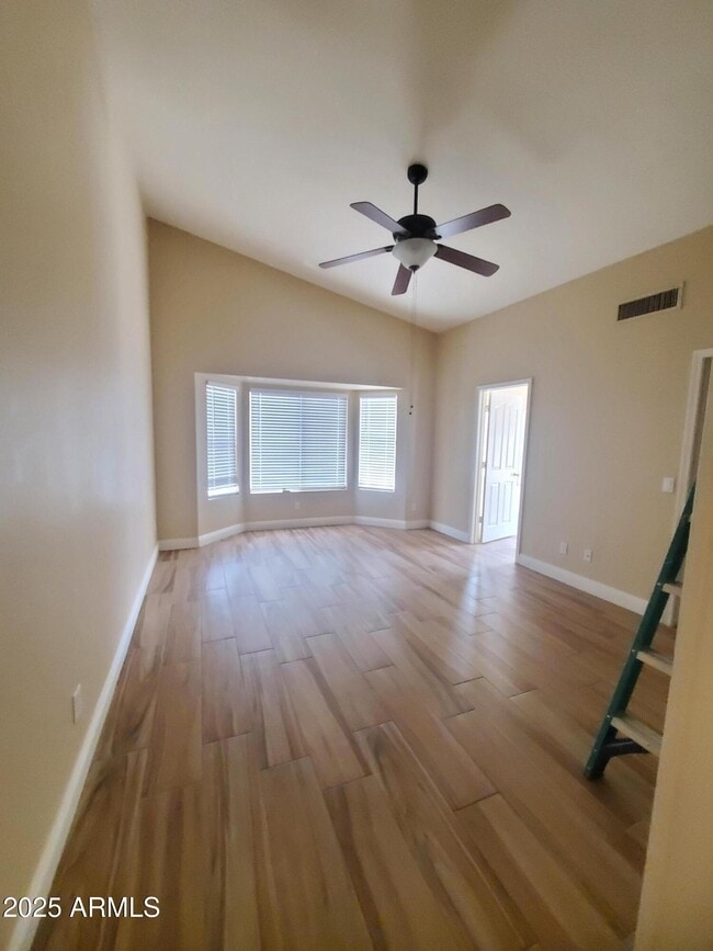 Building Photo - 1641 W Winchester Way