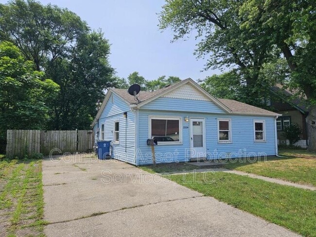 Primary Photo - 1554 177th St