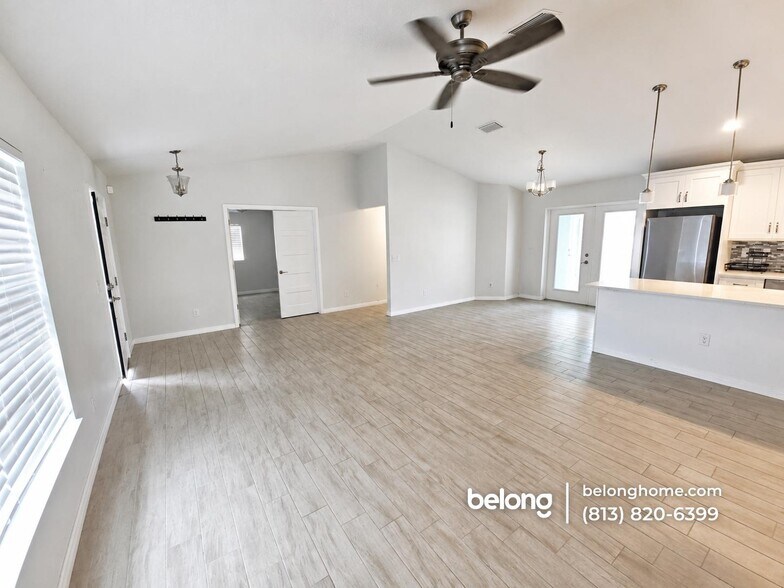 Building Photo - 3122 Sikeston Ave
