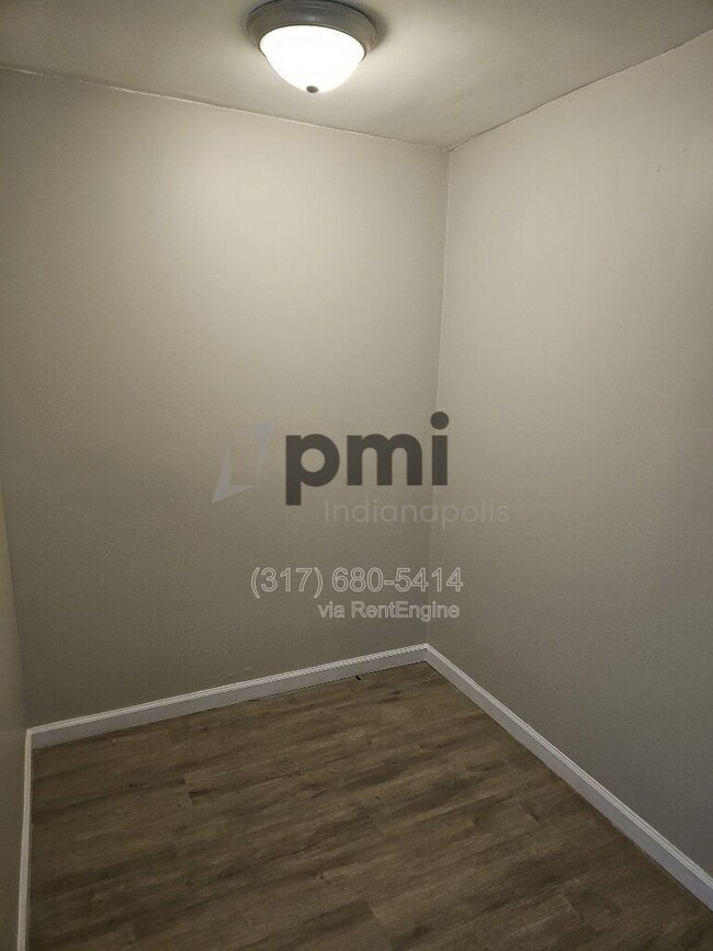 Building Photo - 403 Wallace Ave