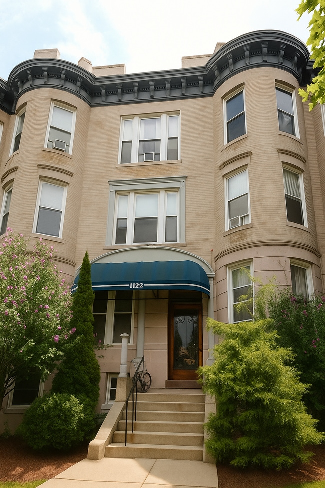 Building Photo - 1122 Commonwealth Ave