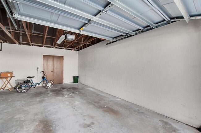 Building Photo - 3348 38th Way S