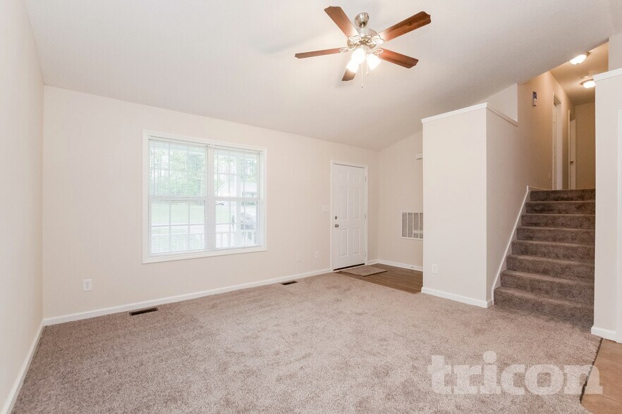 Building Photo - 302 Prometheous Way