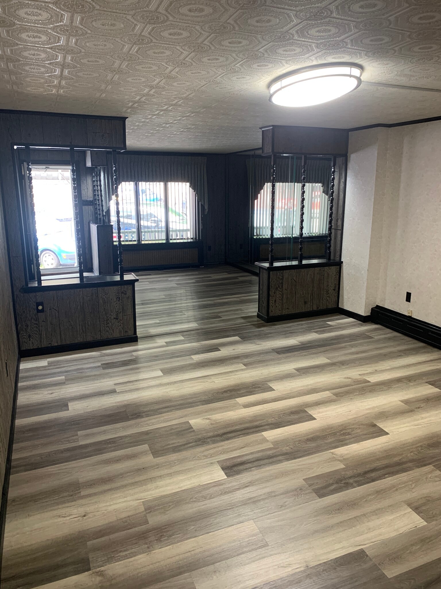 Building Photo - 1314 E Centre St