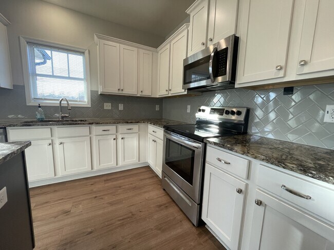 Building Photo - 8640 St Joans Wy