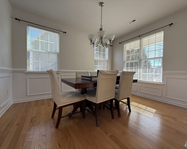 Building Photo - 505 Sweet Laurel Ln