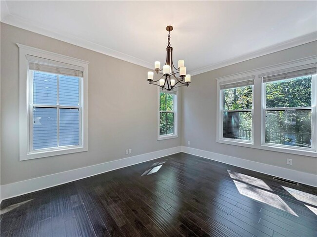 Building Photo - 4154 Wisconsin Dr