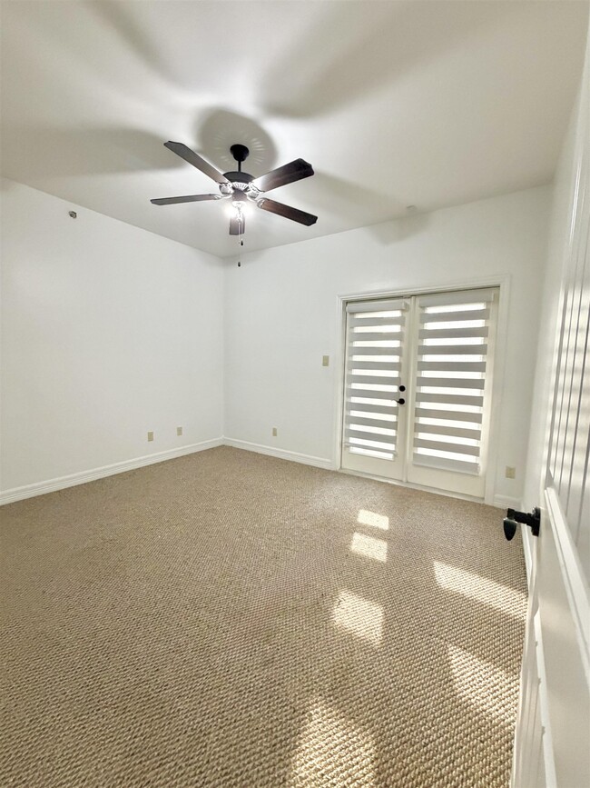 Building Photo - 8216 Casa Verde Rd