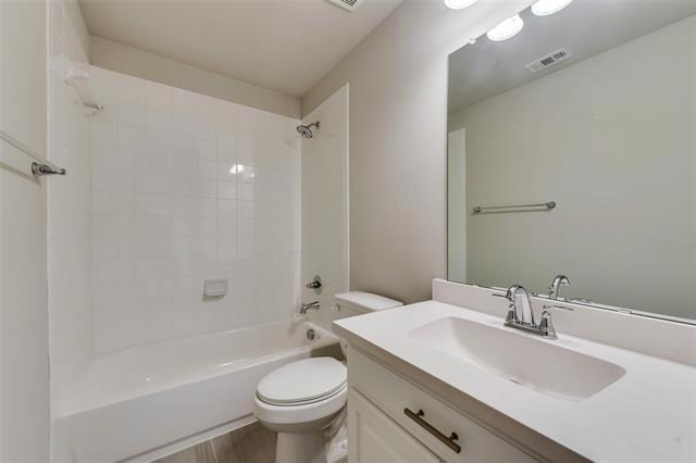 Building Photo - 7021 Spring Park Dr