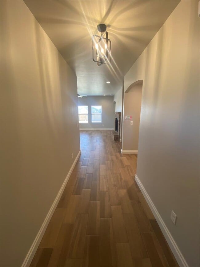 Building Photo - 4509 Black Mesa Ln