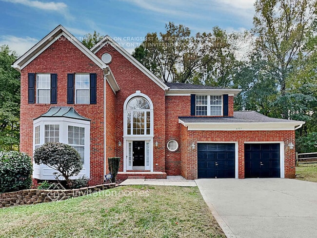 Building Photo - 8737 Londonshire Dr