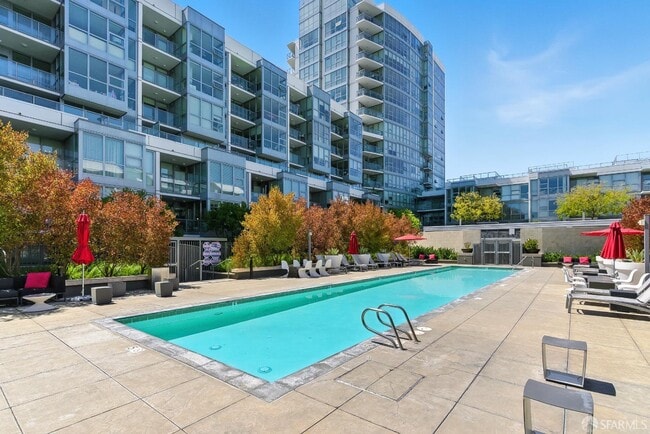 Building Photo - 420 Mission Bay Boulevard North